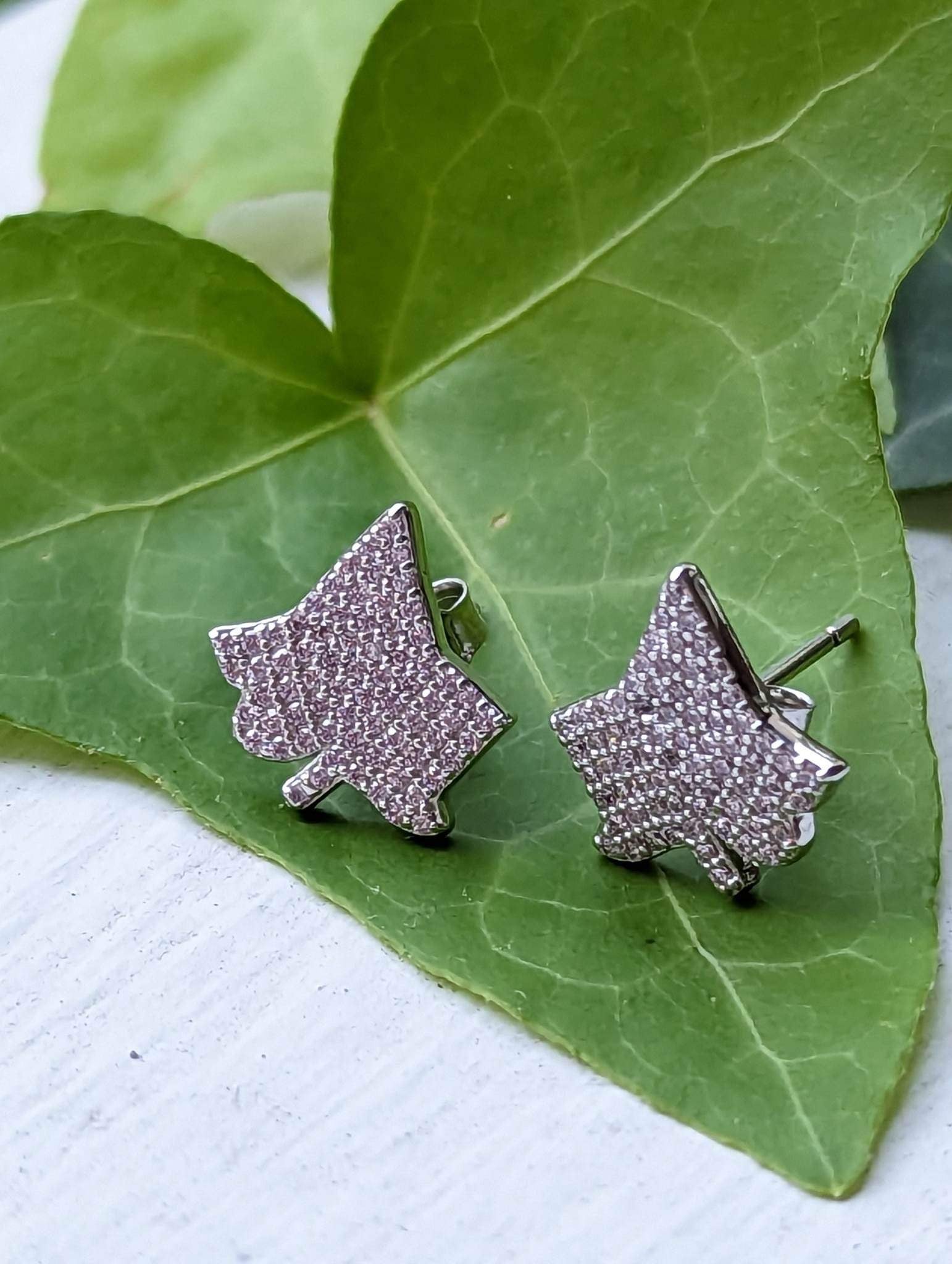 Ivy Leaf Classic Studs