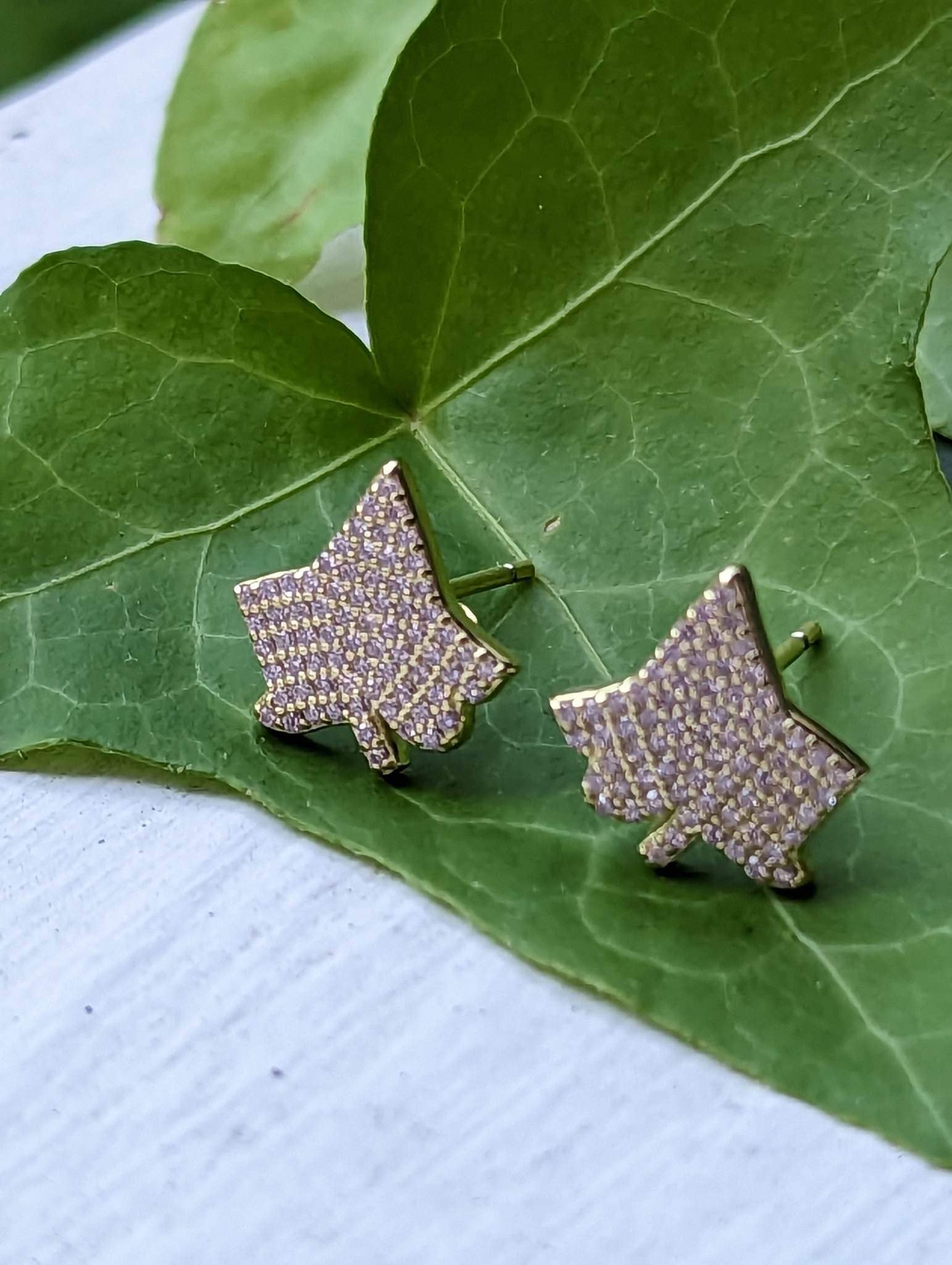 Ivy Leaf Classic Studs