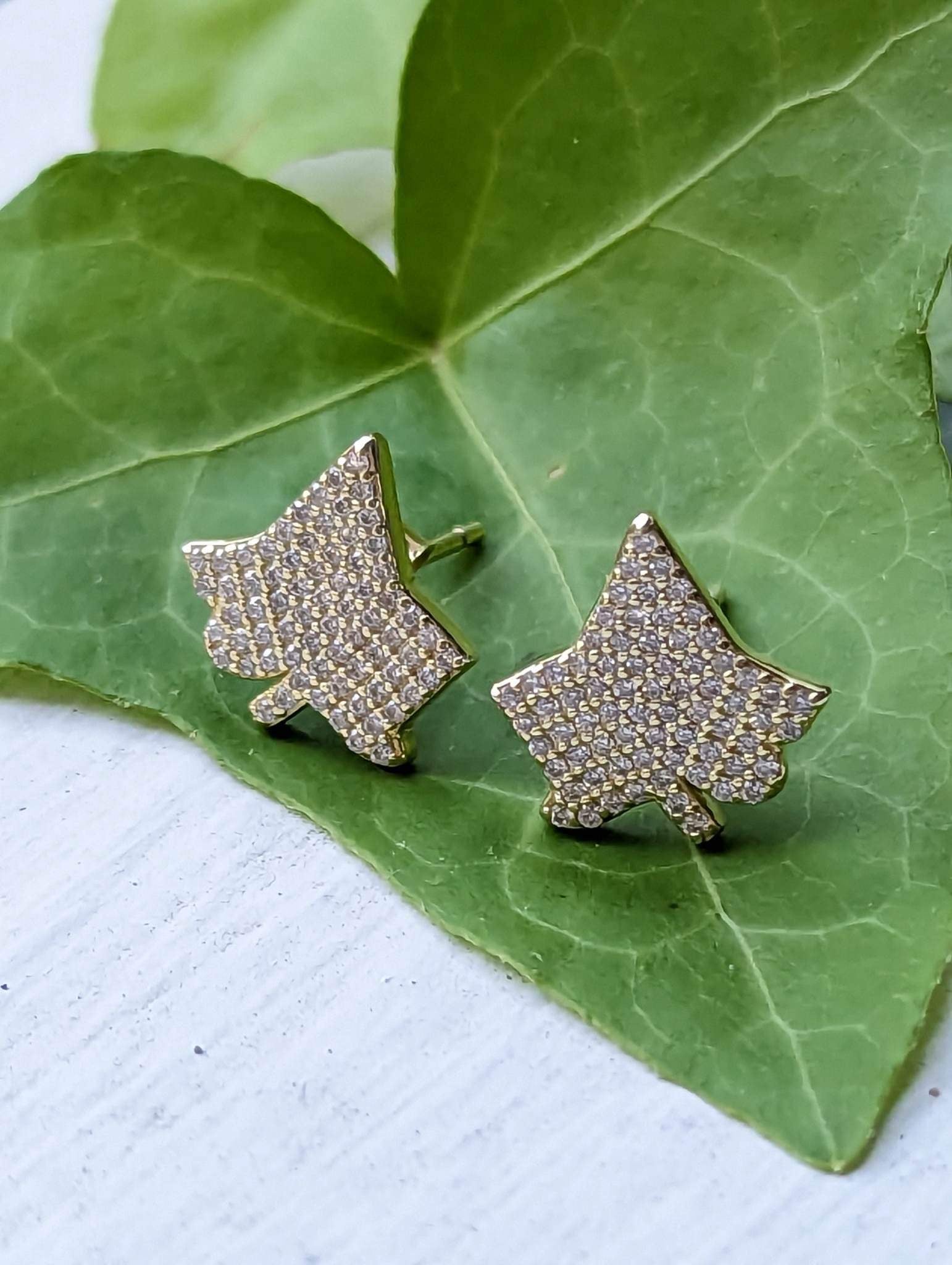 Ivy Leaf Classic Studs